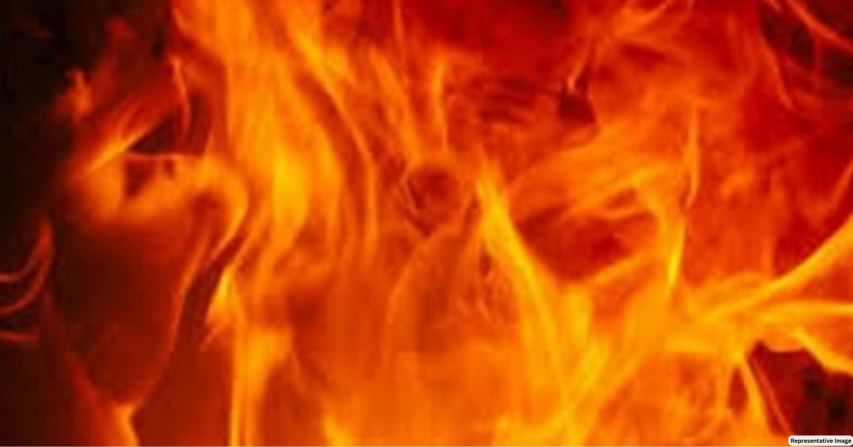Two workers dead as massive fire engulfs slipper warehouse in Bihar's Patna